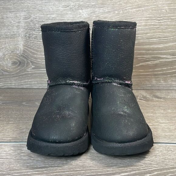 Ugg Kids Classic II Black Leather Sparkly Glitter Toddler Girl Sz 10 Winter Boot - Picture 2 of 11